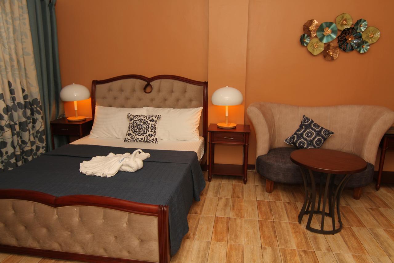 Charos Dormitel Hotel Dumaguete City Exterior photo